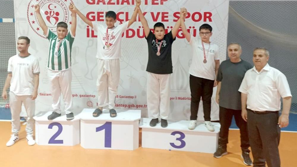 Arabanlı minik tekvandocular Türkiye şampiyonasında Gaziantep’i temsil edecek